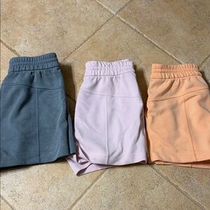 Lululemon Athletica Softstreme Peach, Pink, and Gray Shorts read description